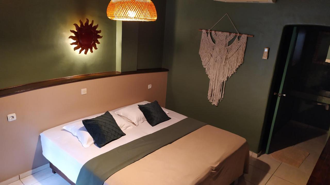 Hotel La Hasienda Kupang  Luaran gambar