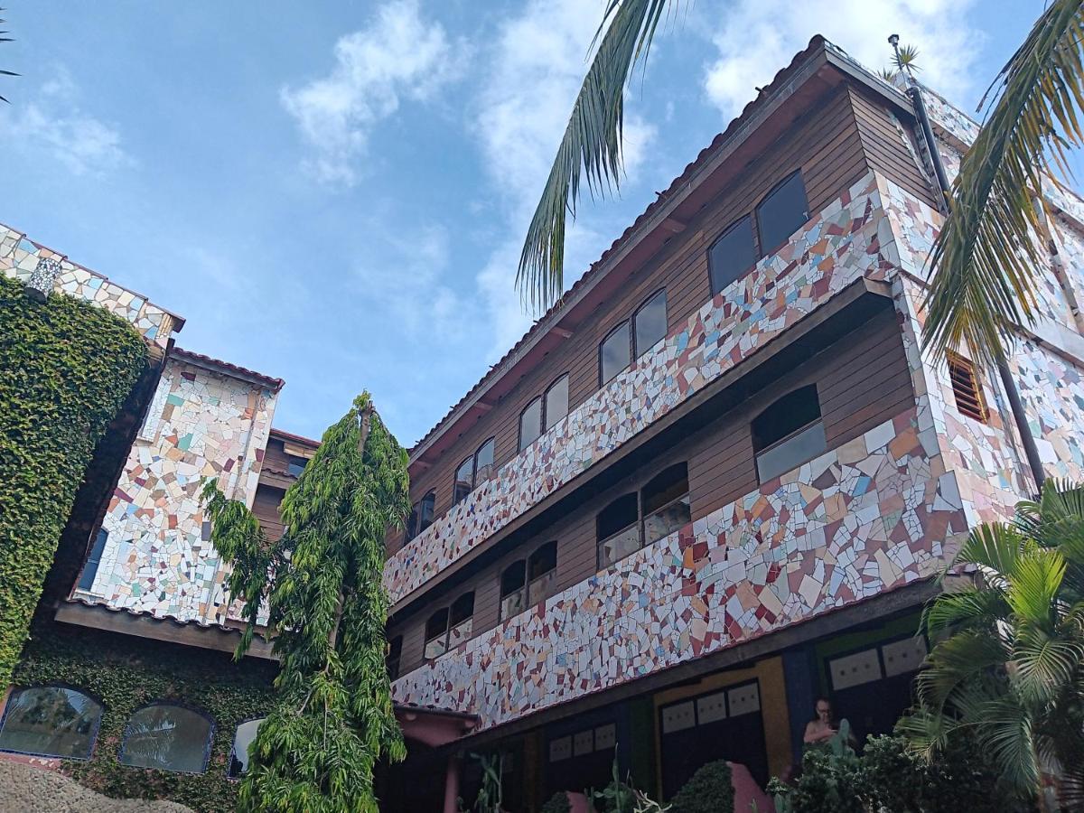 Hotel La Hasienda Kupang  Luaran gambar